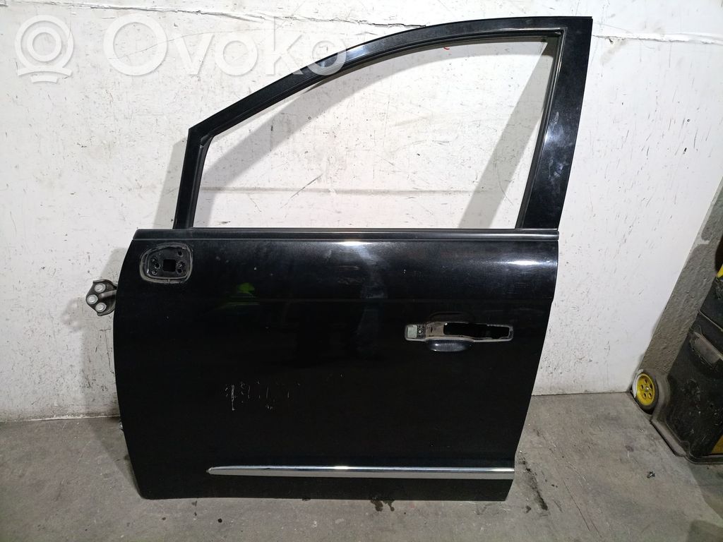 SsangYong Rodius Puerta delantera 