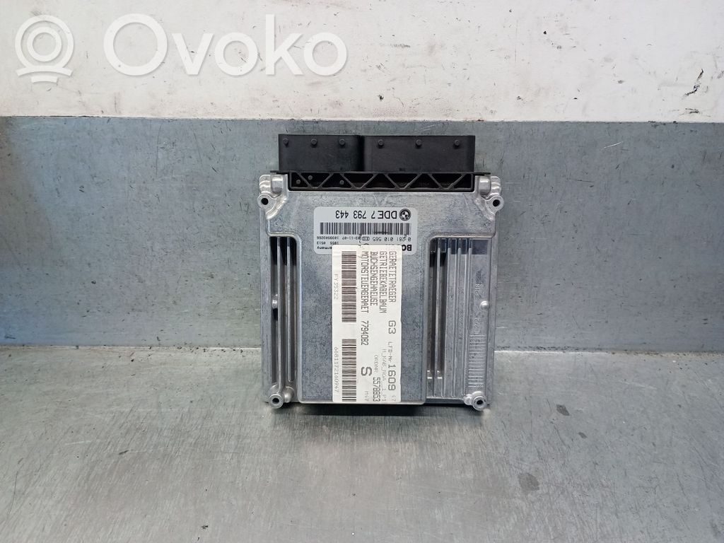 BMW 3 E46 Unitate/modul de control motor 