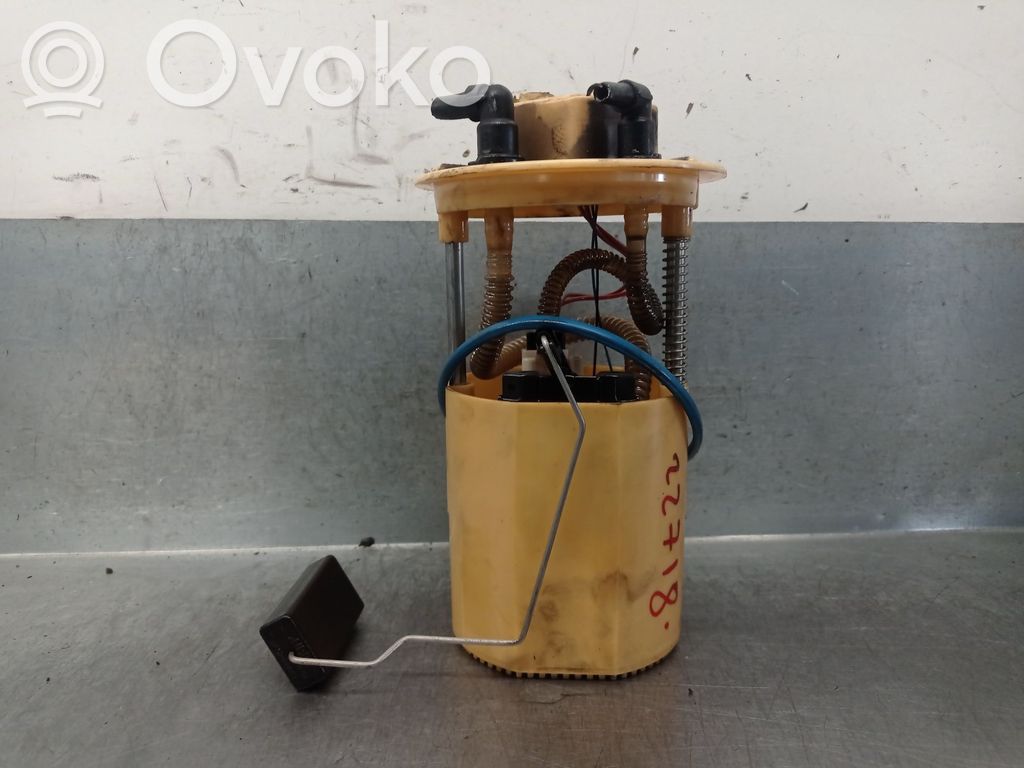 Opel Corsa D Bomba interna de combustible 