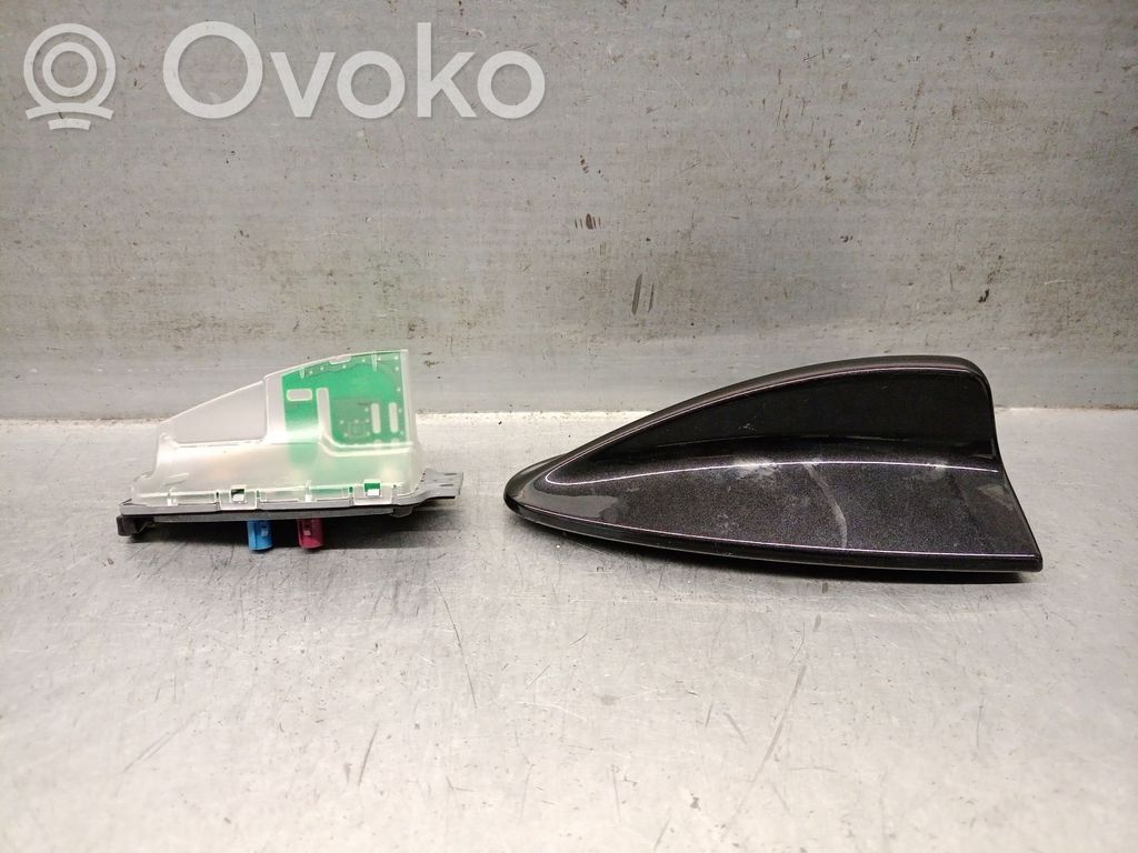 BMW 3 E90 E91 Radion antenni 