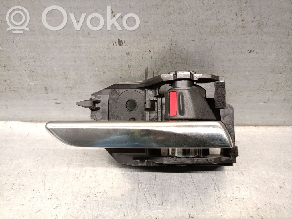 Mazda 3 Rear door interior handle 