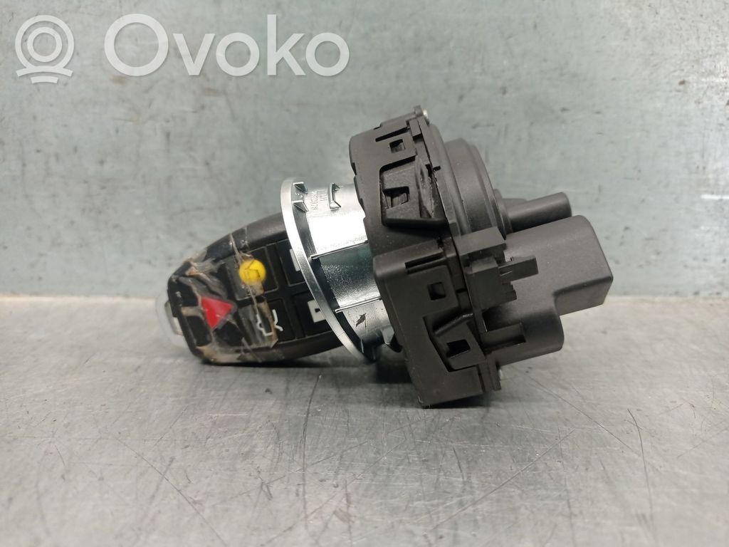 Volvo S40 Aizdedzes atslēga 