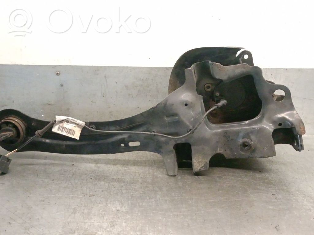 Volvo V40 Olka-akselin laakeripesä 