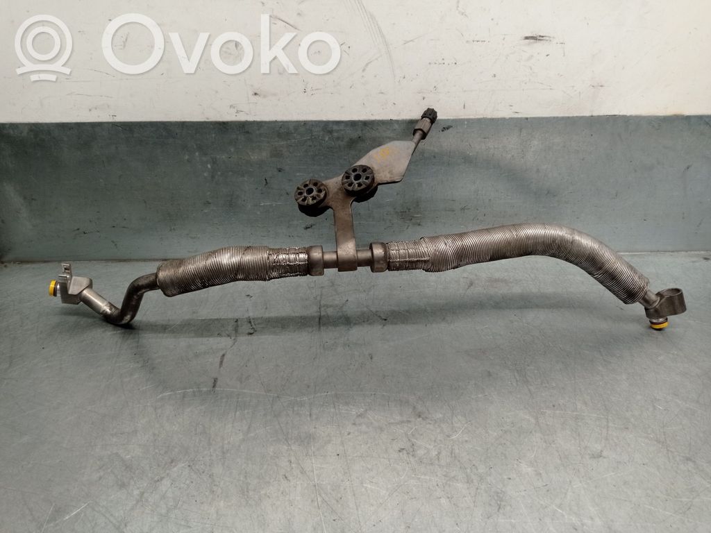 Ilmastointilaitteen putki (A/C)   64536982870