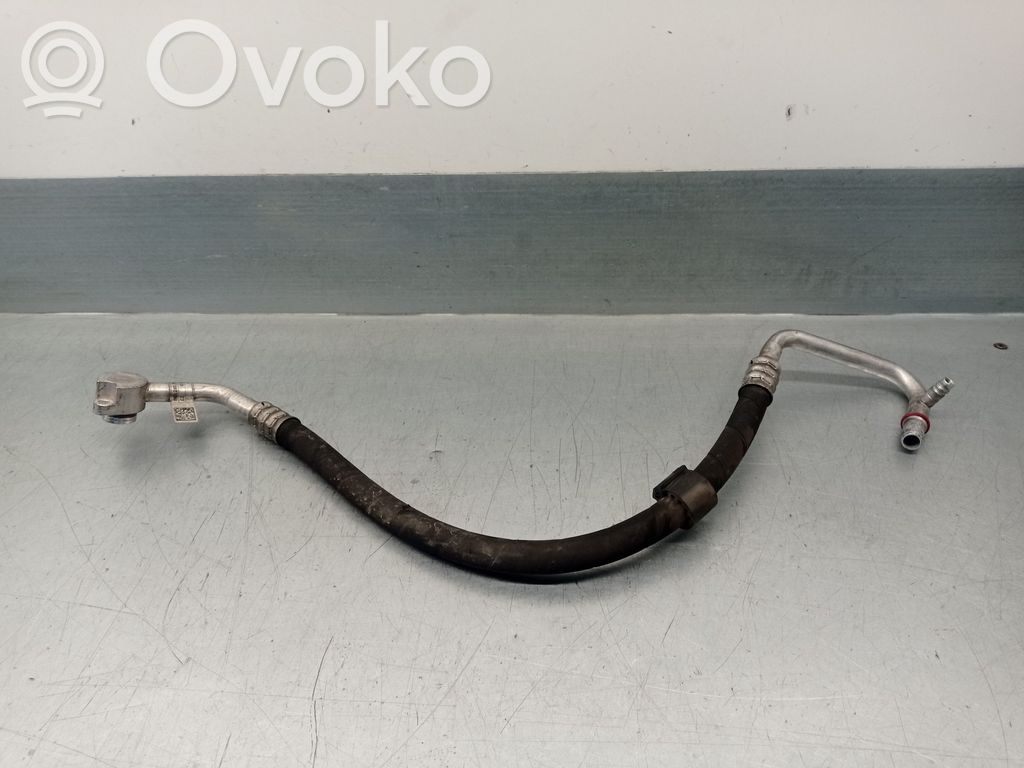Ilmastointilaitteen putki (A/C)   8K0260707S