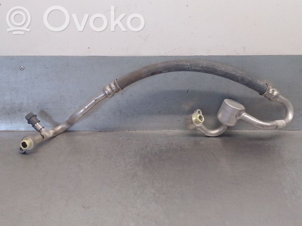 Ilmastointilaitteen putki (A/C)   31467910,31467910