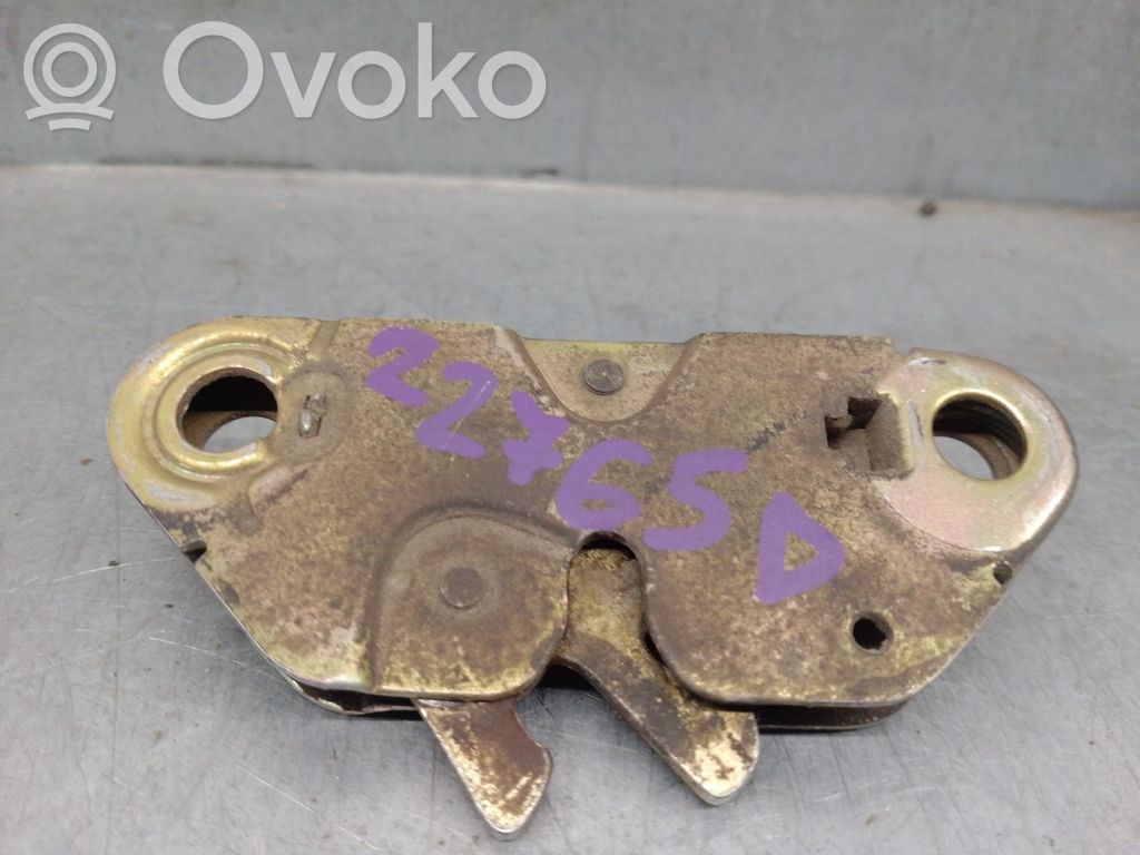 Seat Ibiza I (021A) Cârlig/ureche fixare 