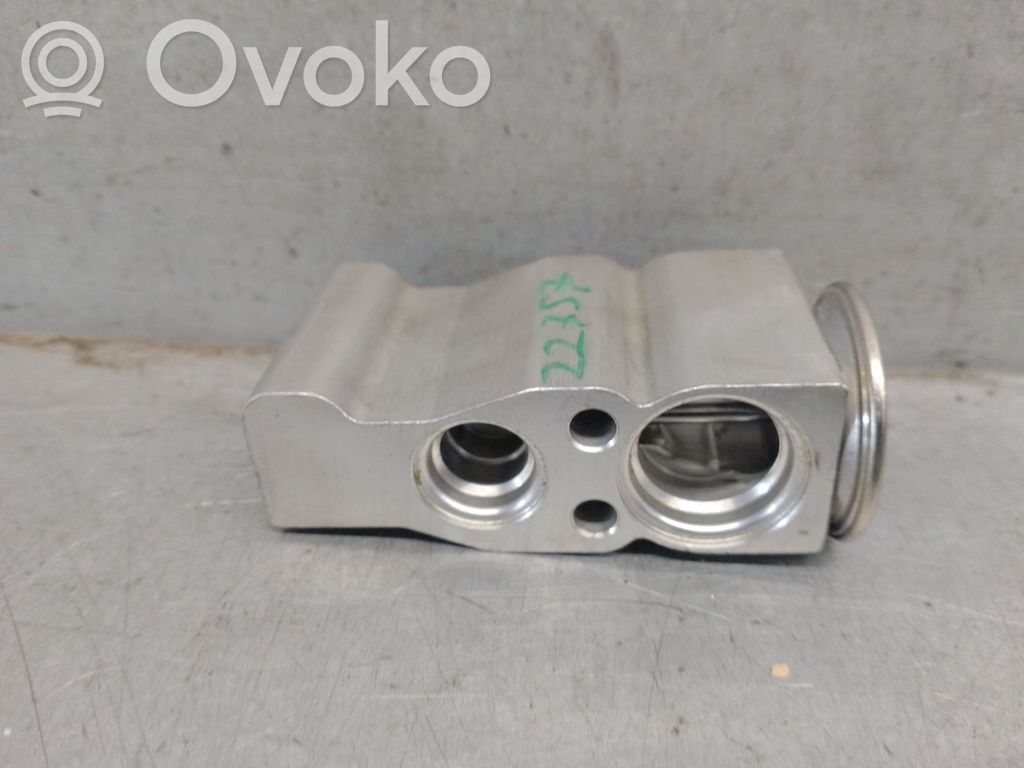Smart ForTwo III C453 Radiator răcire A/C (condensor) 