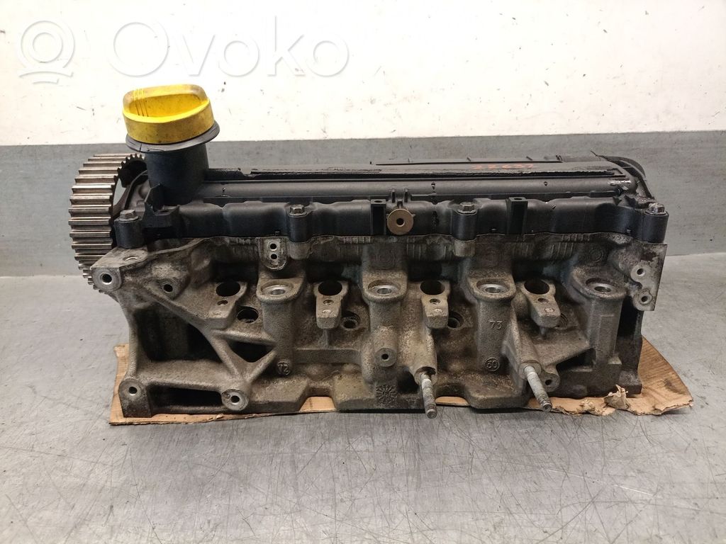 Renault Clio III Engine head 