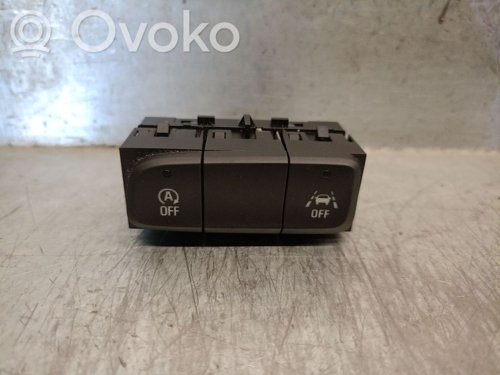 Opel Corsa F Przyciski multifunkcyjne 