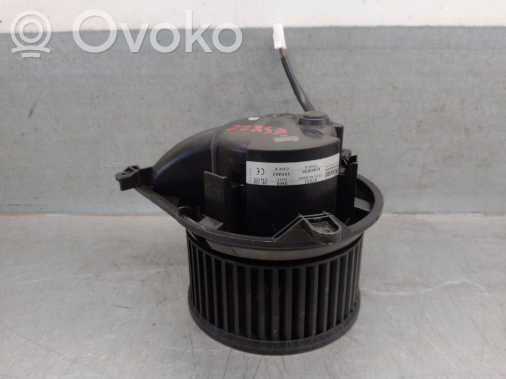 Mercedes-Benz Vito Viano W638 Heater fan/blower 