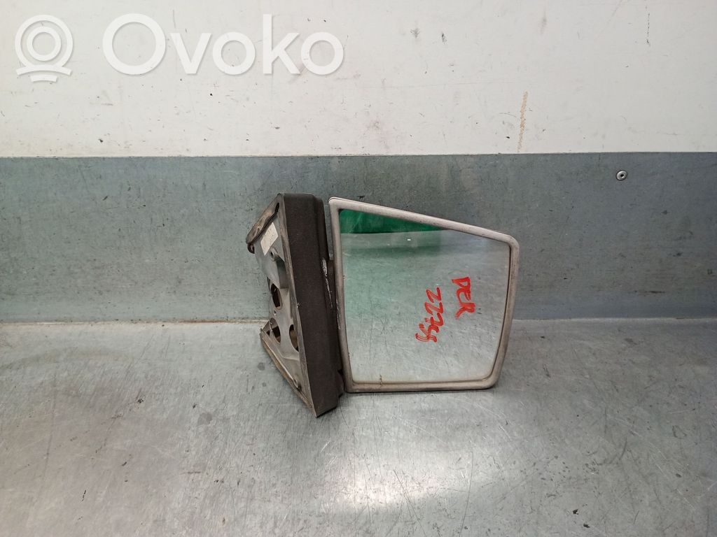 Renault Trafic I Elektryczne lusterko boczne drzwi przednich 