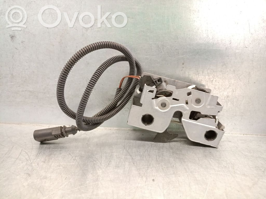 Seat Ateca Tie down hook / loop 