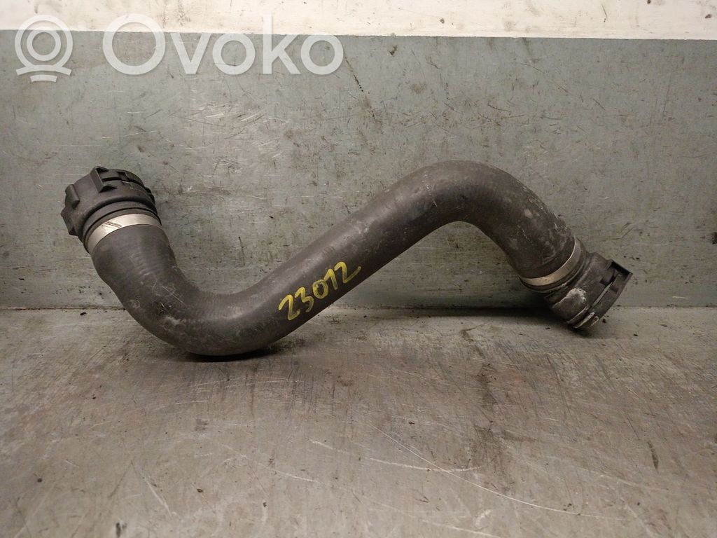BMW 3 E90 E91 Ilmastointilaitteen putki (A/C) 
