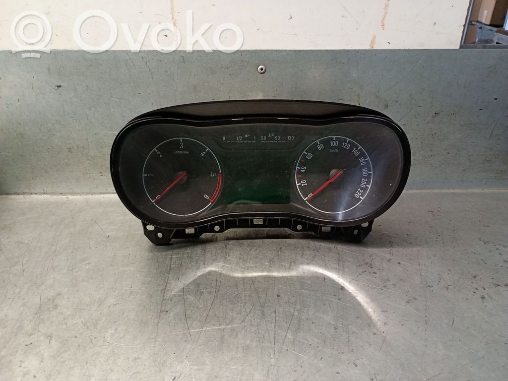 Opel Corsa E Speedometer (instrument cluster) 