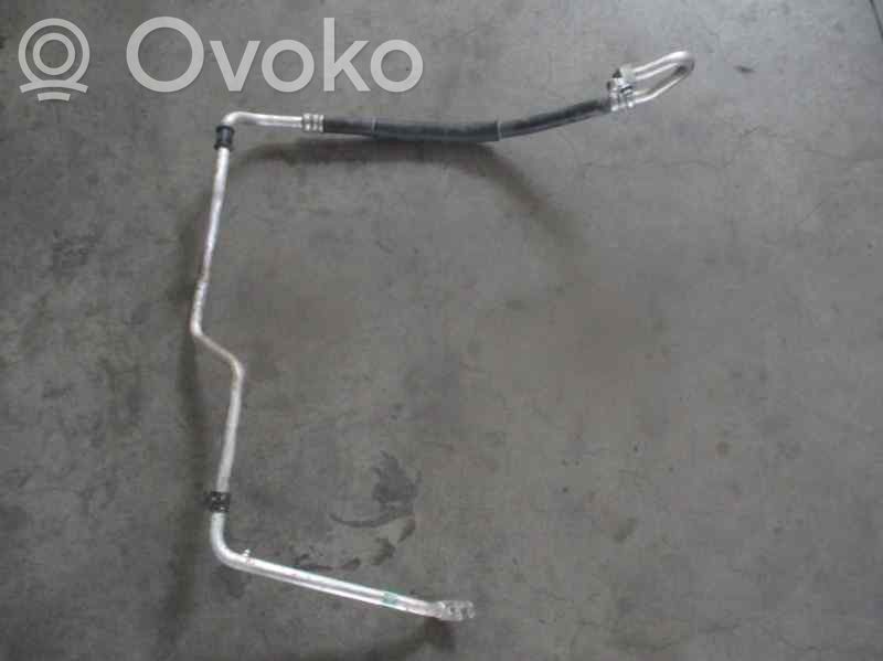Ilmastointilaitteen putki (A/C)   977752E550