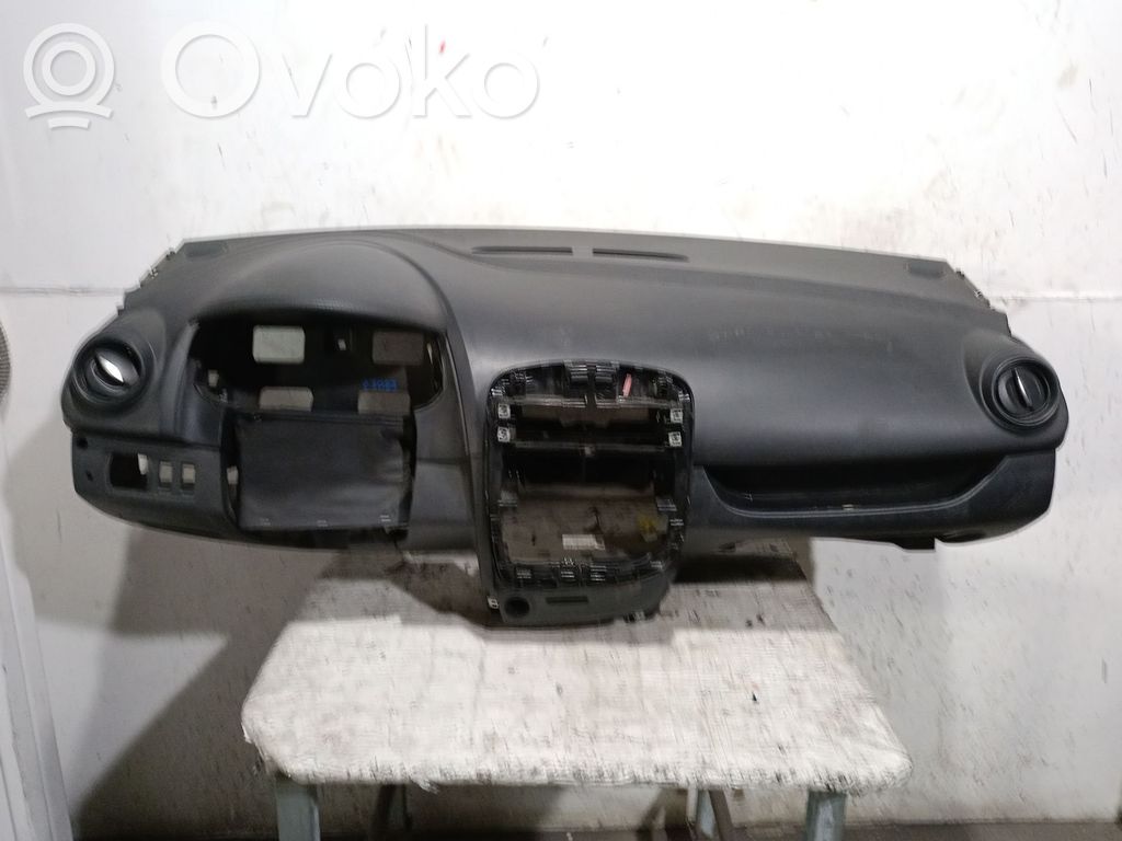 Renault Clio IV Panel de instrumentos 