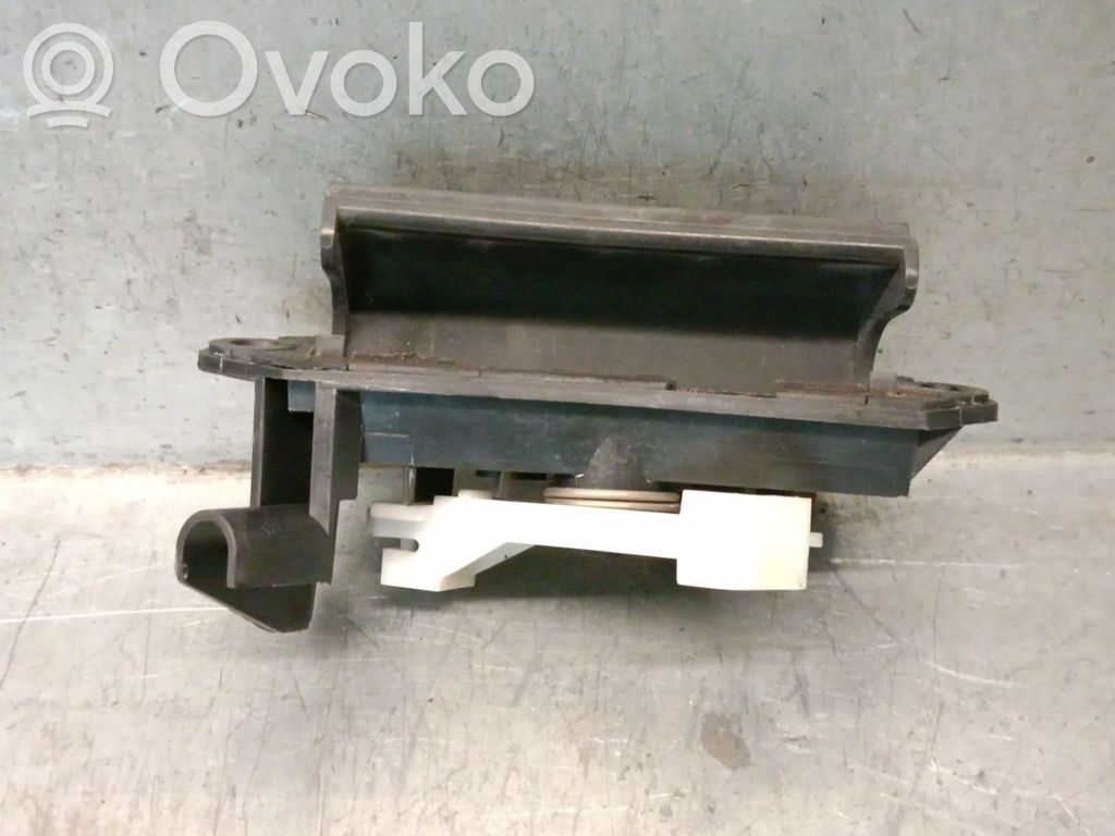 Toyota Corolla Verso E121 Rear door exterior handle 