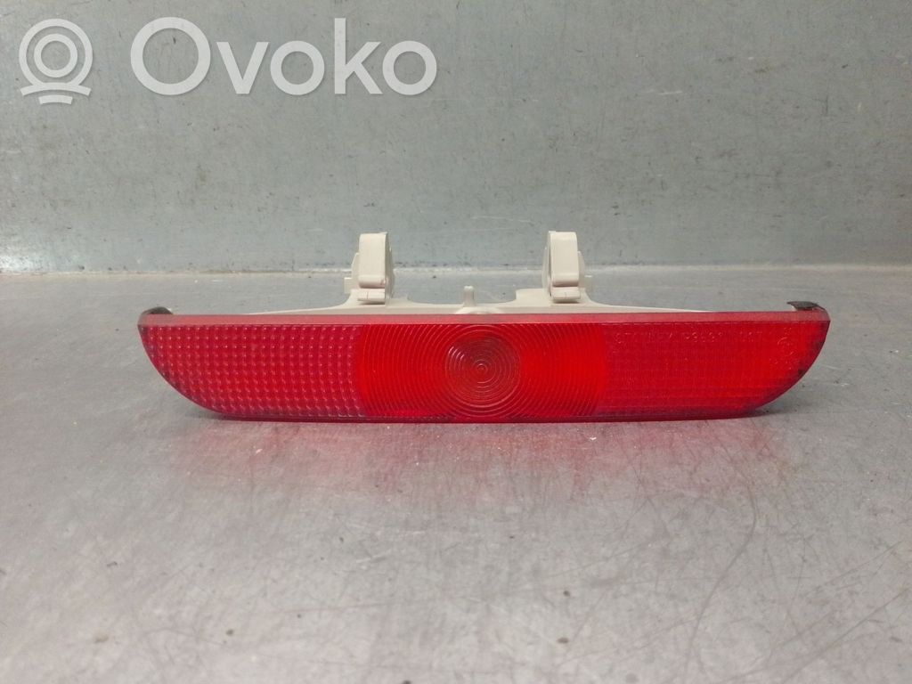 Mazda 3 I Kolmas/lisäjarruvalo 