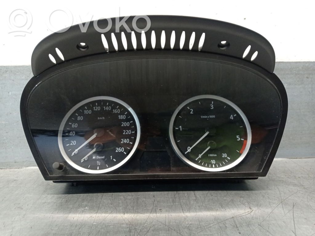 BMW 5 E60 E61 Speedometer (instrument cluster) 