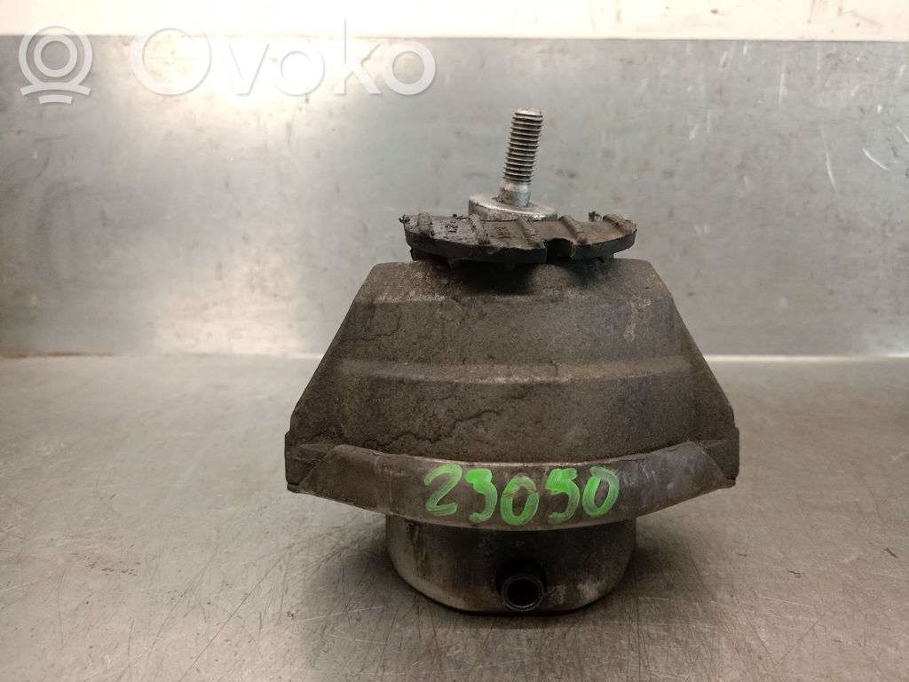 Soporte de montaje del motor   6774620,22116774620