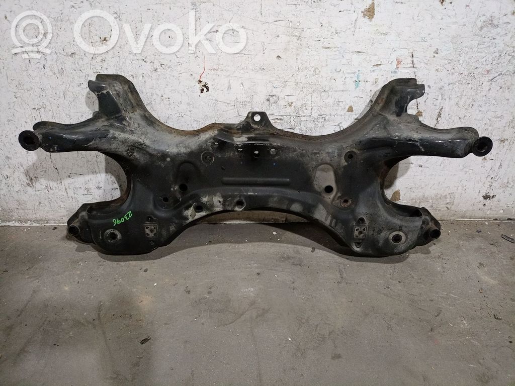 Toyota Corolla Verso E121 Front subframe 