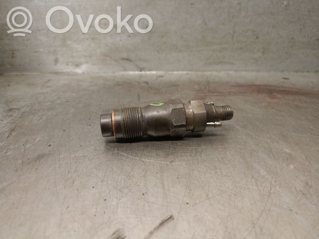 BMW 3 E36 Fuel injector 