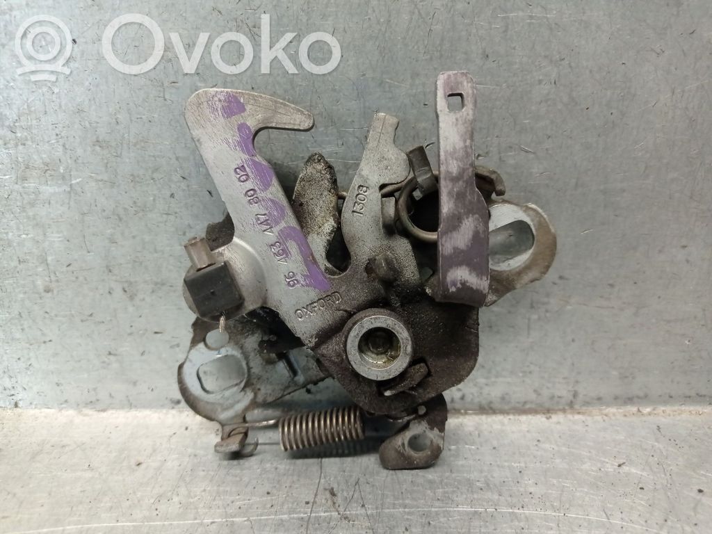 Citroen C5 Kiinnityskoukku/-silmukka 