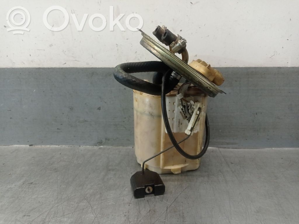 Bomba interna de combustible   815050,815050