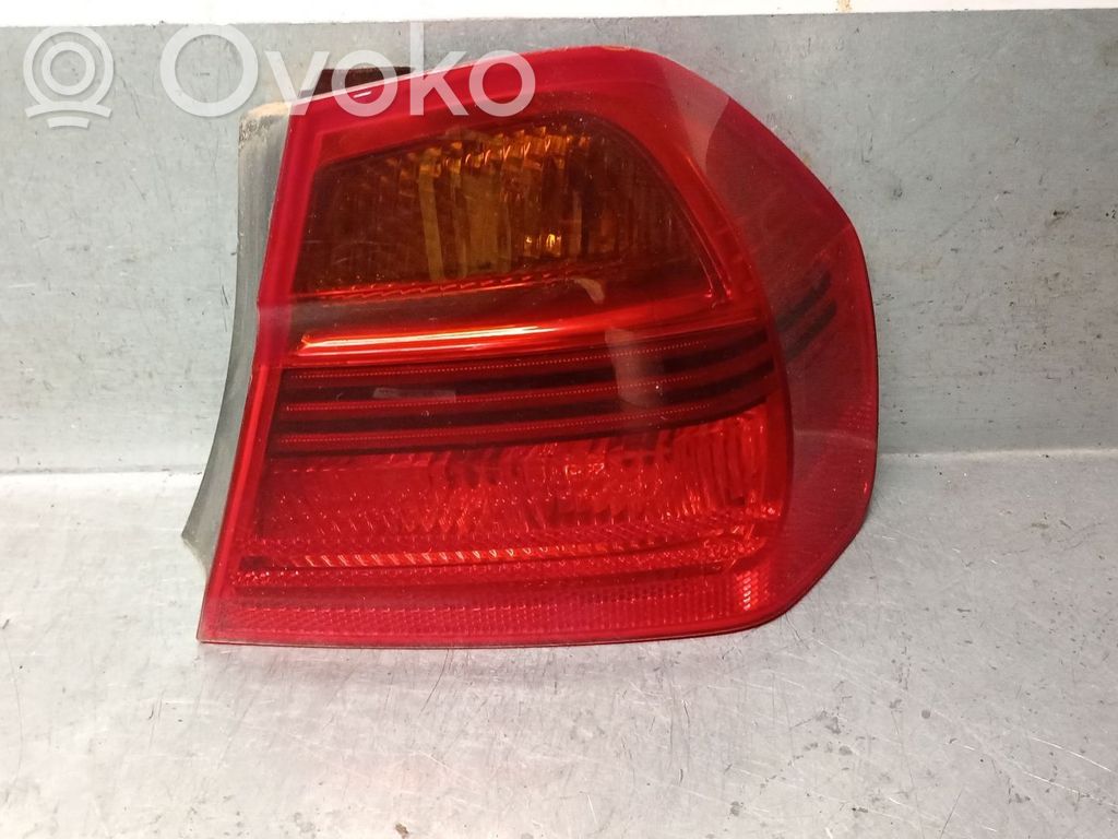 BMW 3 E90 E91 Aizmugurējais lukturis virsbūvē 