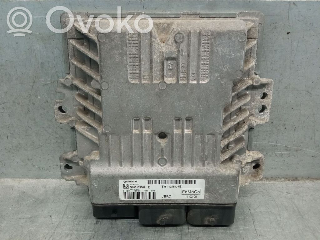 Ford Focus Engine control unit/module 