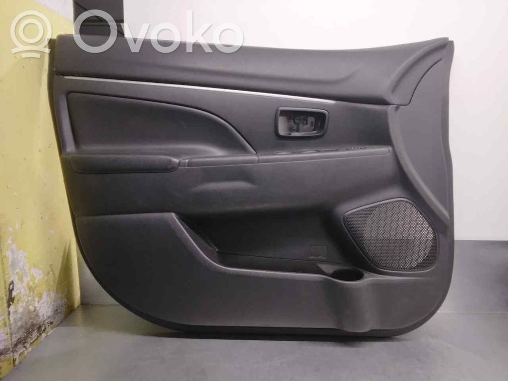 Mitsubishi ASX Boczki / Poszycie drzwi przednich 