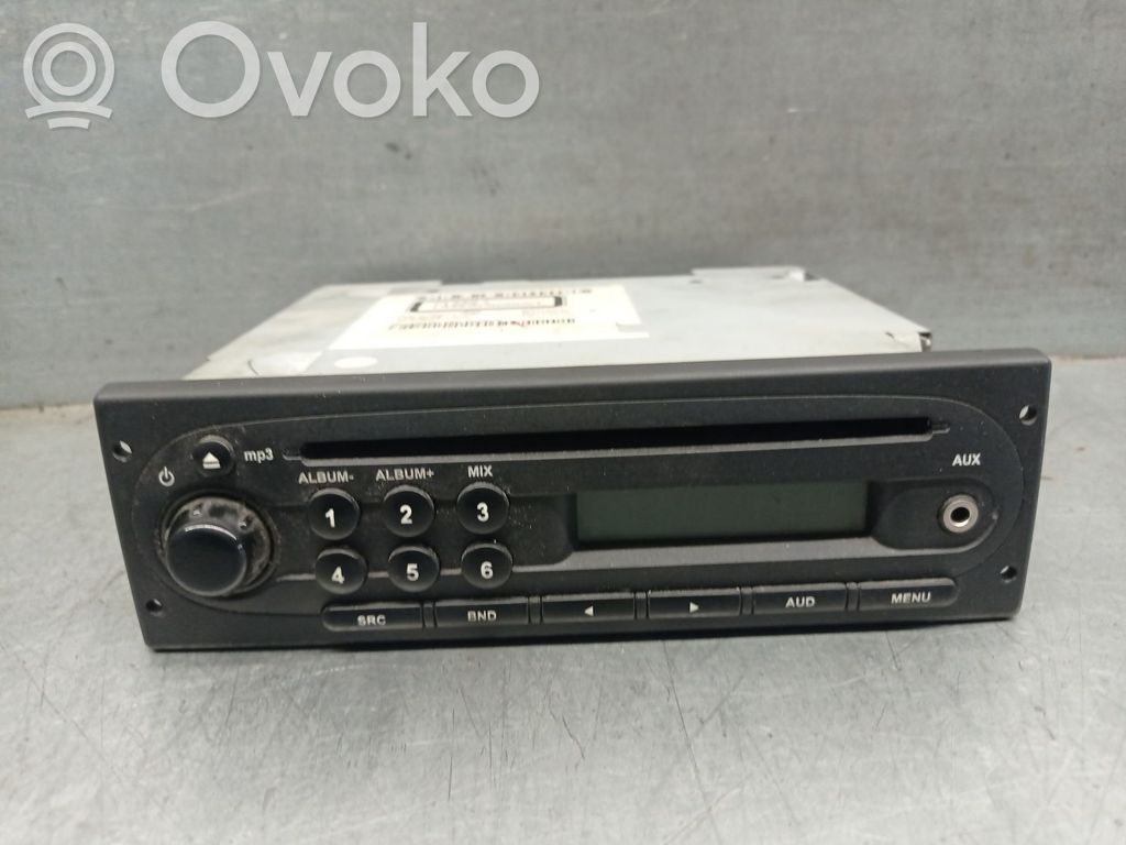 Dacia Sandero II Unidad de control de sonido audio HiFi 