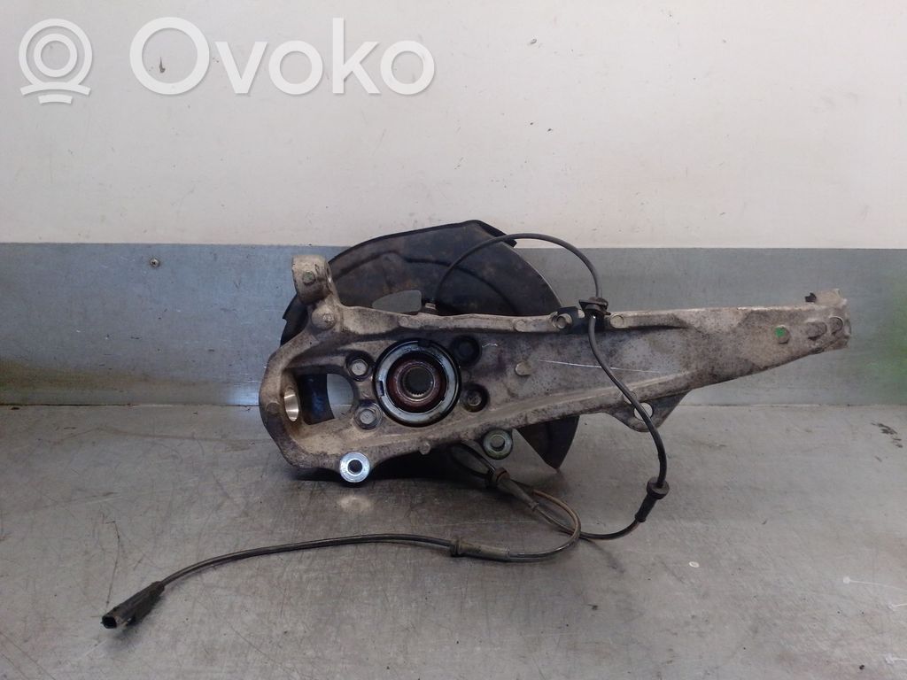 Infiniti EX Achsschenkel vorne