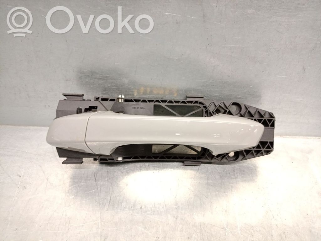 Skoda Karoq Išorinė atidarymo rankena galinių durų 