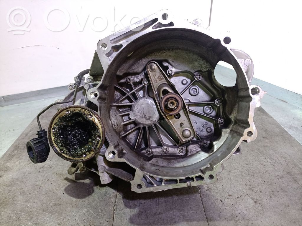 Volkswagen Golf SportWagen Manualna 5-biegowa skrzynia biegów 