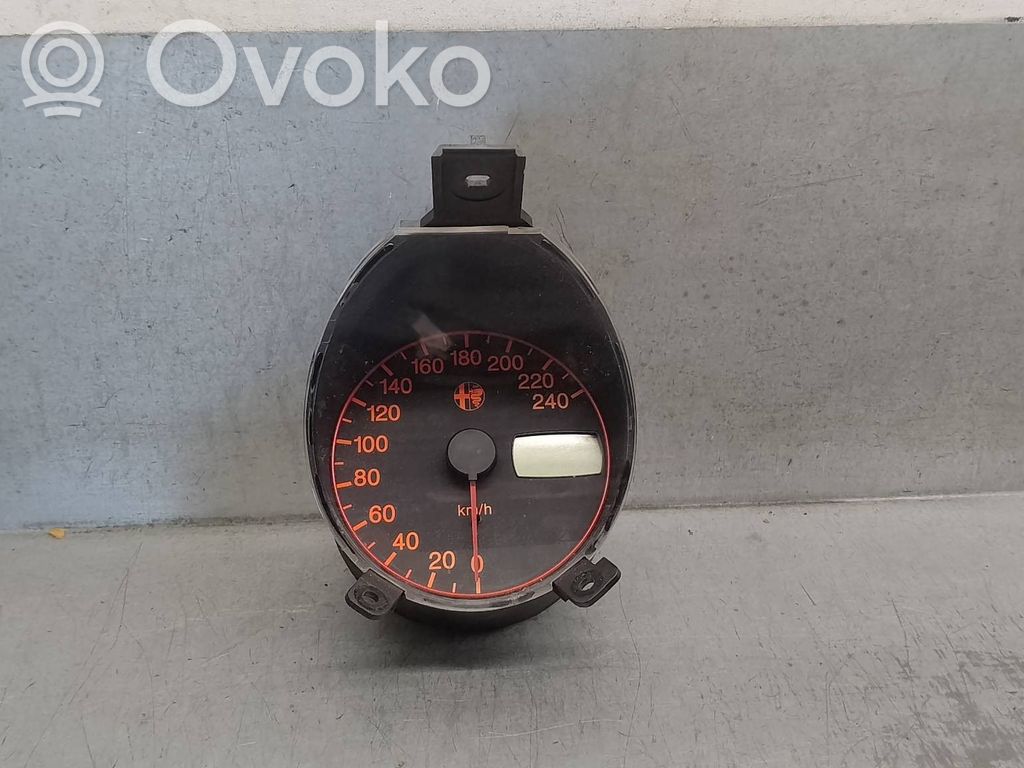 Alfa Romeo 156 Спидометр (приборный щиток) 
