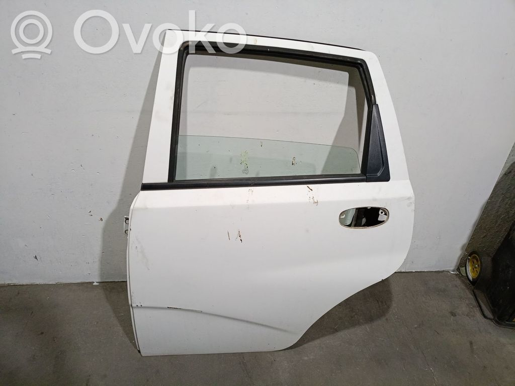 Puerta trasera   96585392,96585392