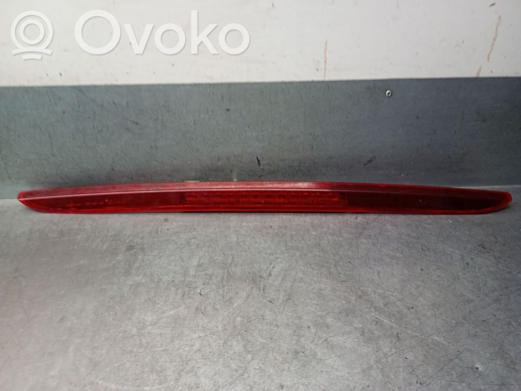 Volvo XC60 Trzecie światło stop 