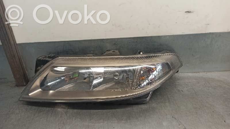 Renault Laguna II Phare frontale 