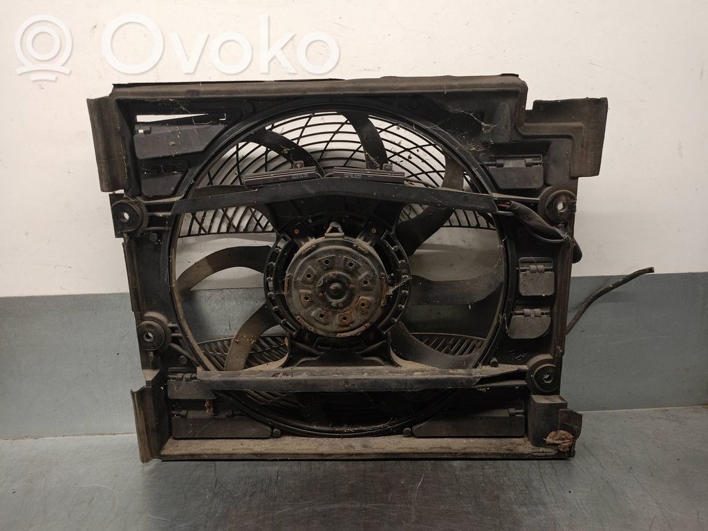 BMW 5 E39 Elektrinis radiatorių ventiliatorius 