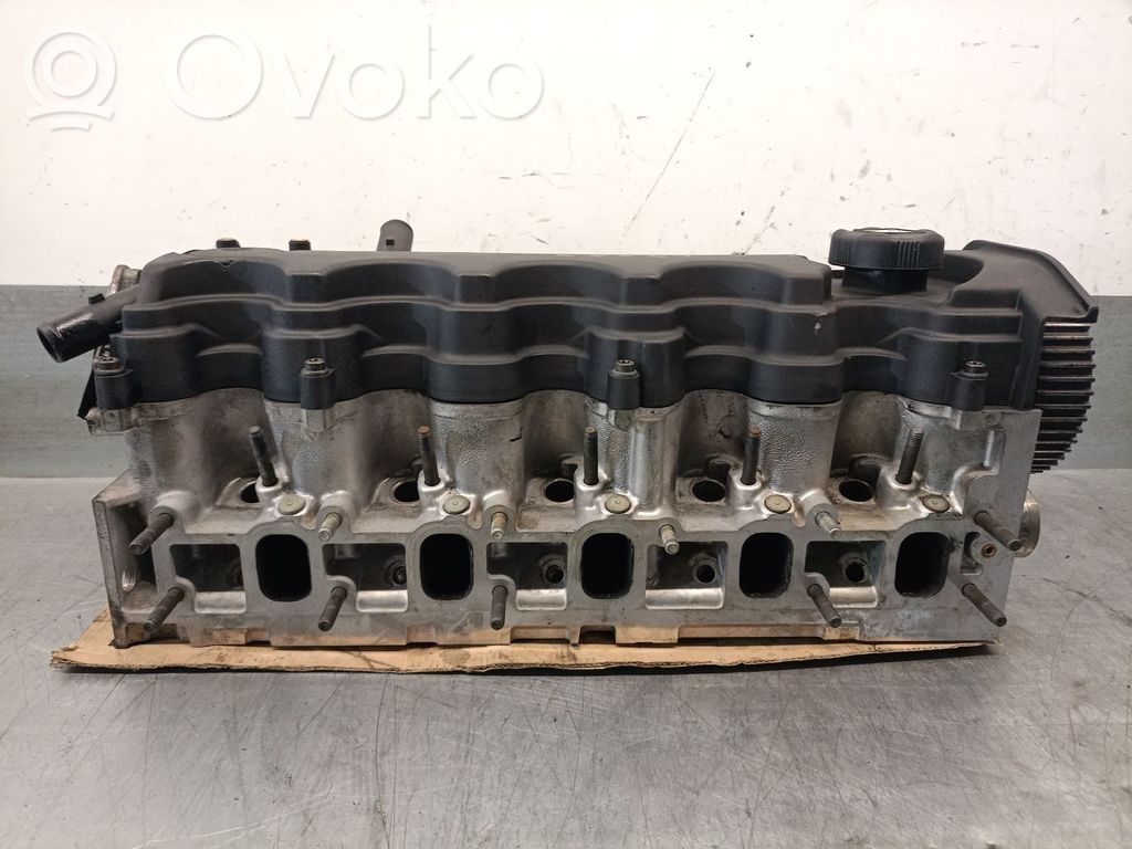 Alfa Romeo 166 Engine head 