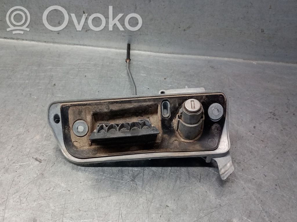 Volkswagen Caddy Rear door exterior handle 