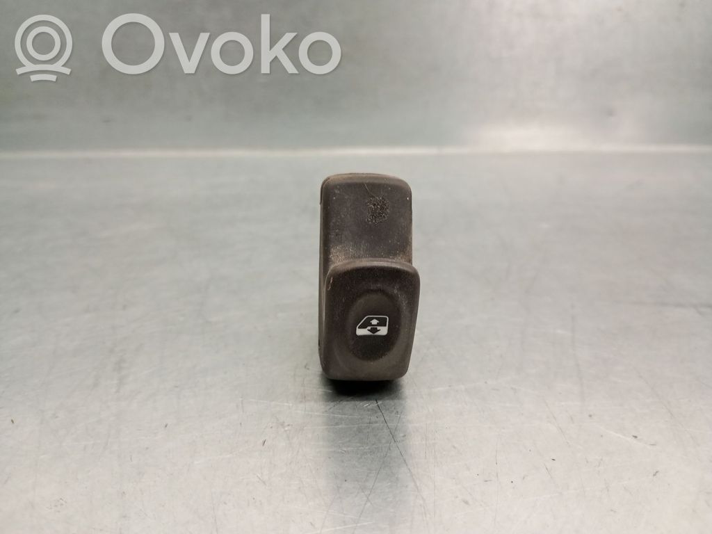 Dacia Logan Pick-Up Electric window control switch 