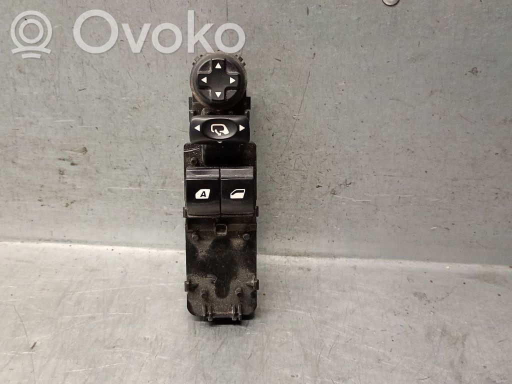 Electric window control switch   98127152XT,98127152XT