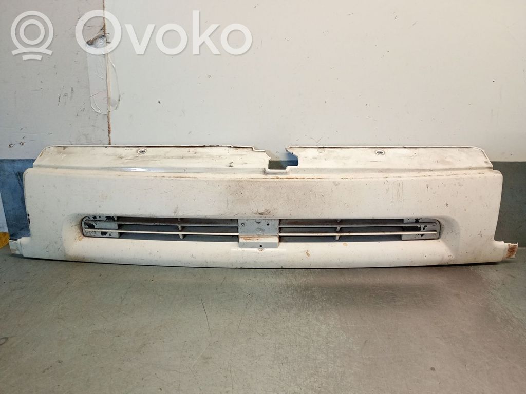 Front grill   1473876077