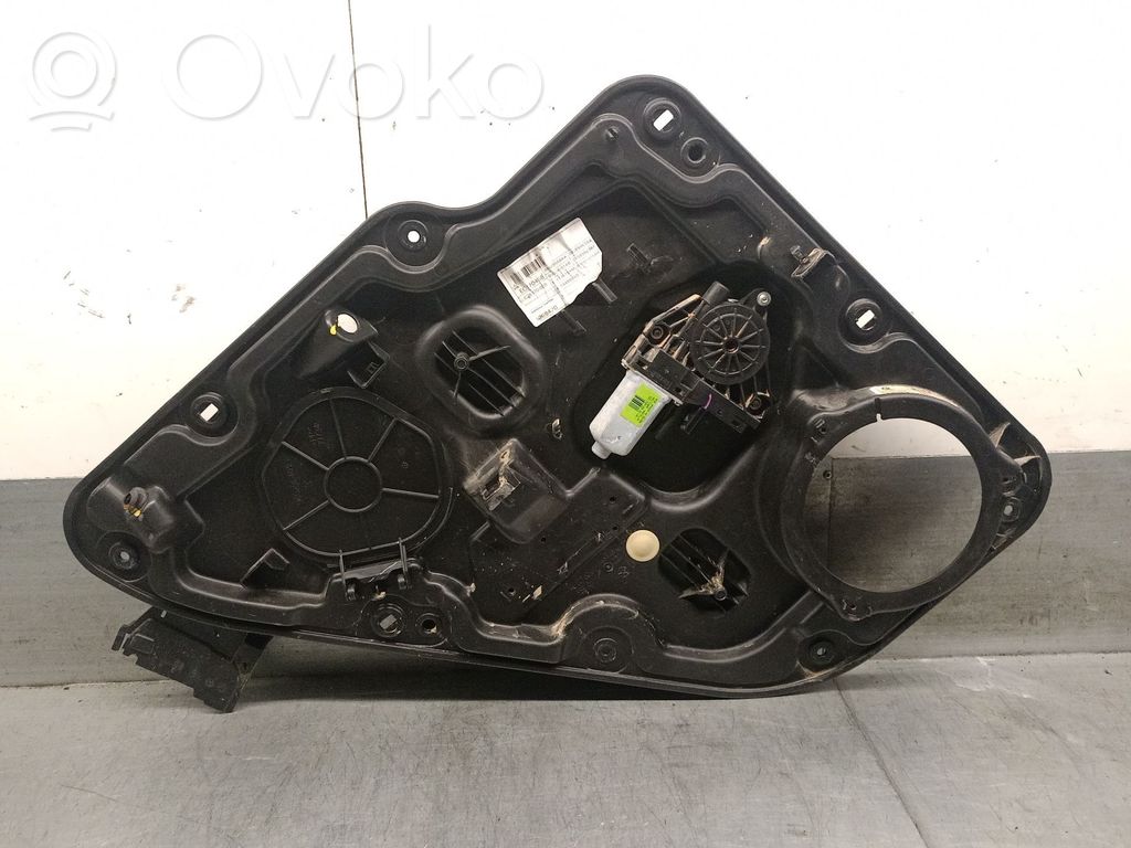 Jeep Grand Cherokee Rear window lifting mechanism without motor 