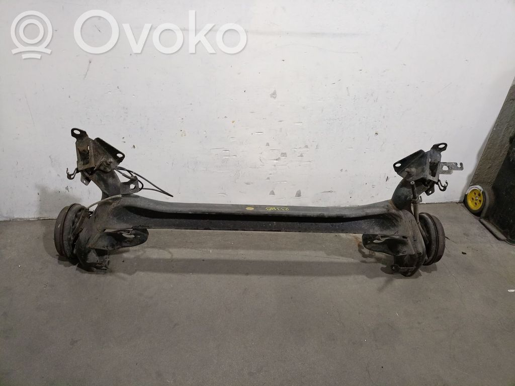 Fiat Punto (188) Belka osi tylnej z reduktorem 