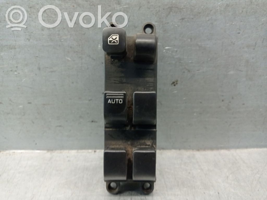 Subaru Forester SF Electric window control switch 