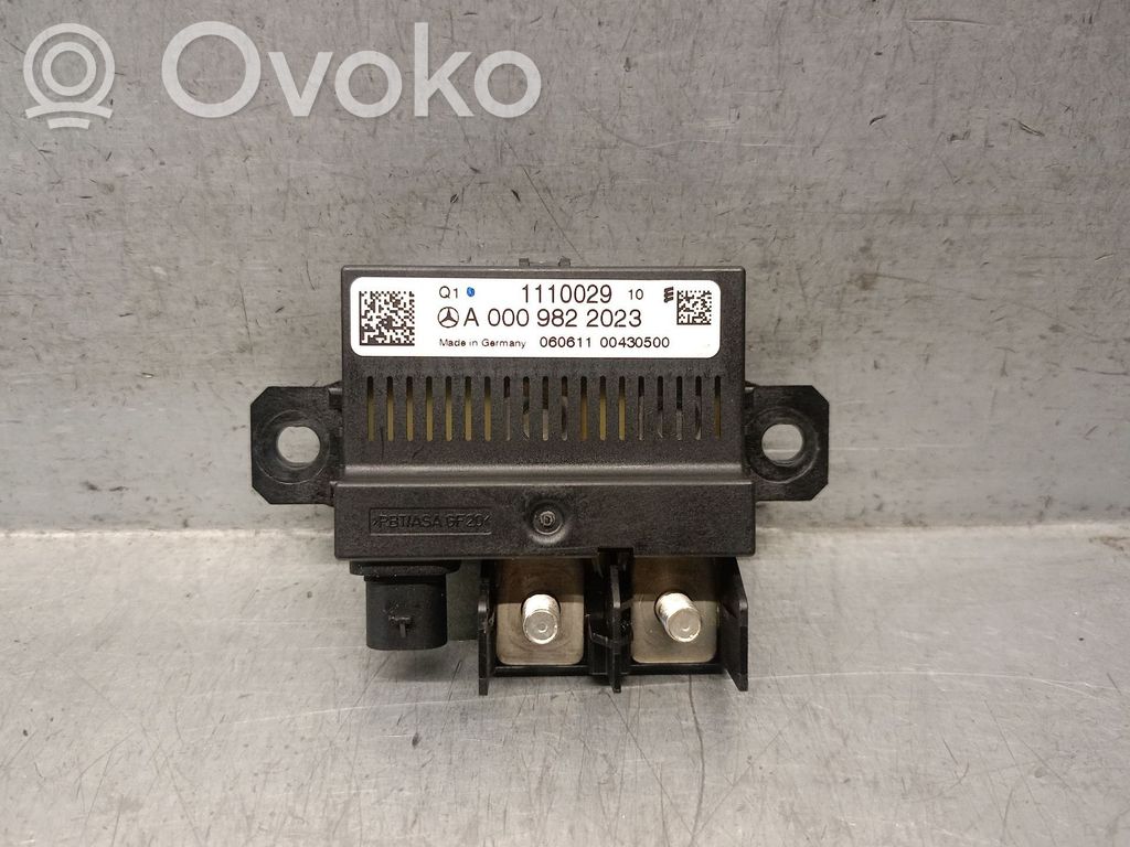 Mercedes-Benz C W204 Autres unités de commande / modules